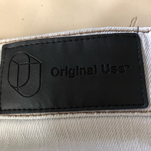 Original use highly distressed light washed jeans, size 34 - Picture 12 of 12